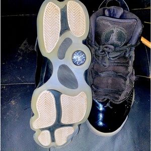 Jordan retro 6 ring, size us 8 men’s. Used, won’t come in original packaging!